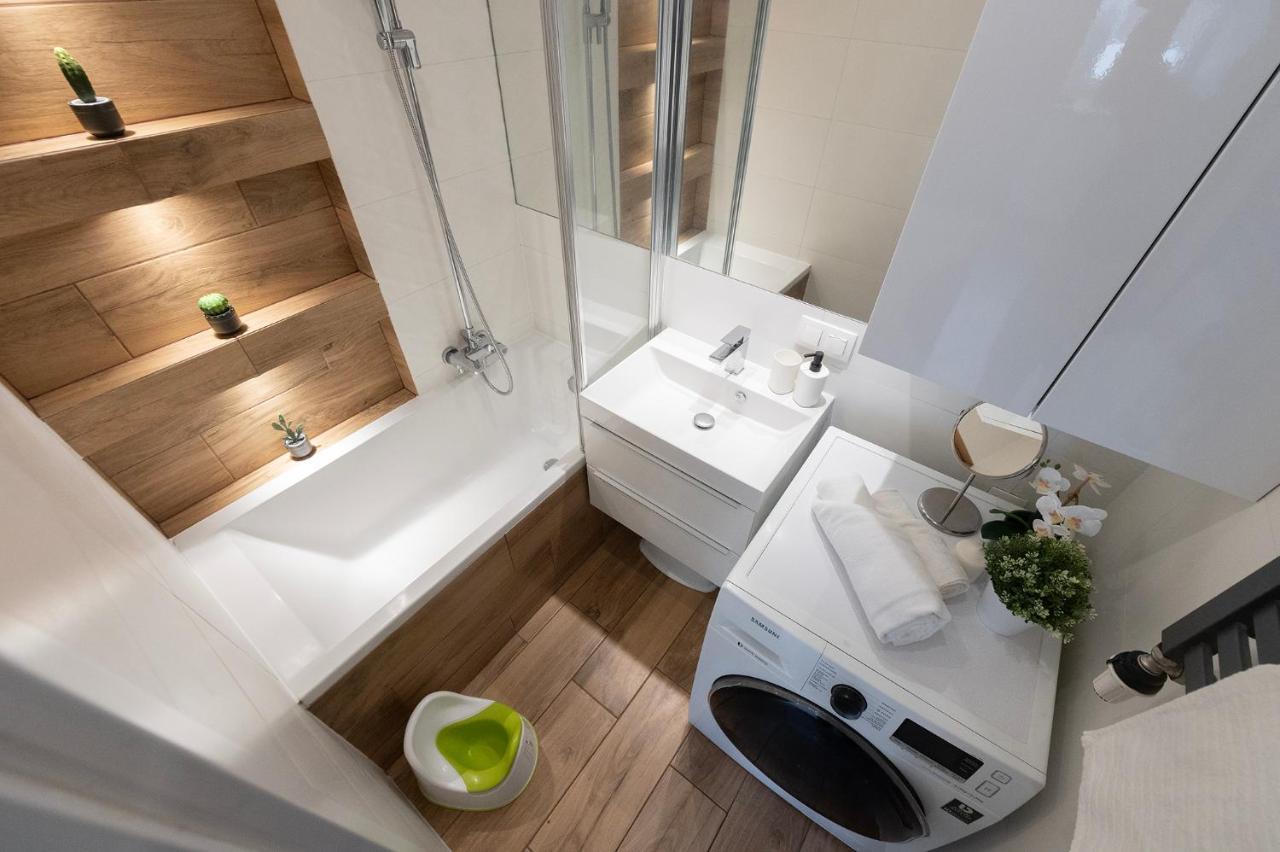 Golden Sands - Winda, 2 Sypialnie Oraz Salon, Lozeczko Turystyczne, Balkon, Play Station 5, Ekspress Do Kawy, Atlas Arena, Zoo, Fala Lodź Bagian luar foto